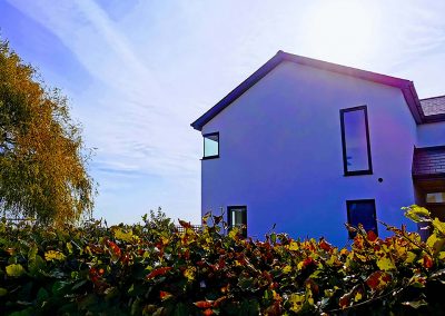 OPEN-PLAN NEW BUILD WITH COASTAL VIEWS